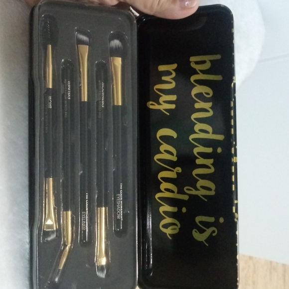 Eye brush collection - Picture 2 of 3